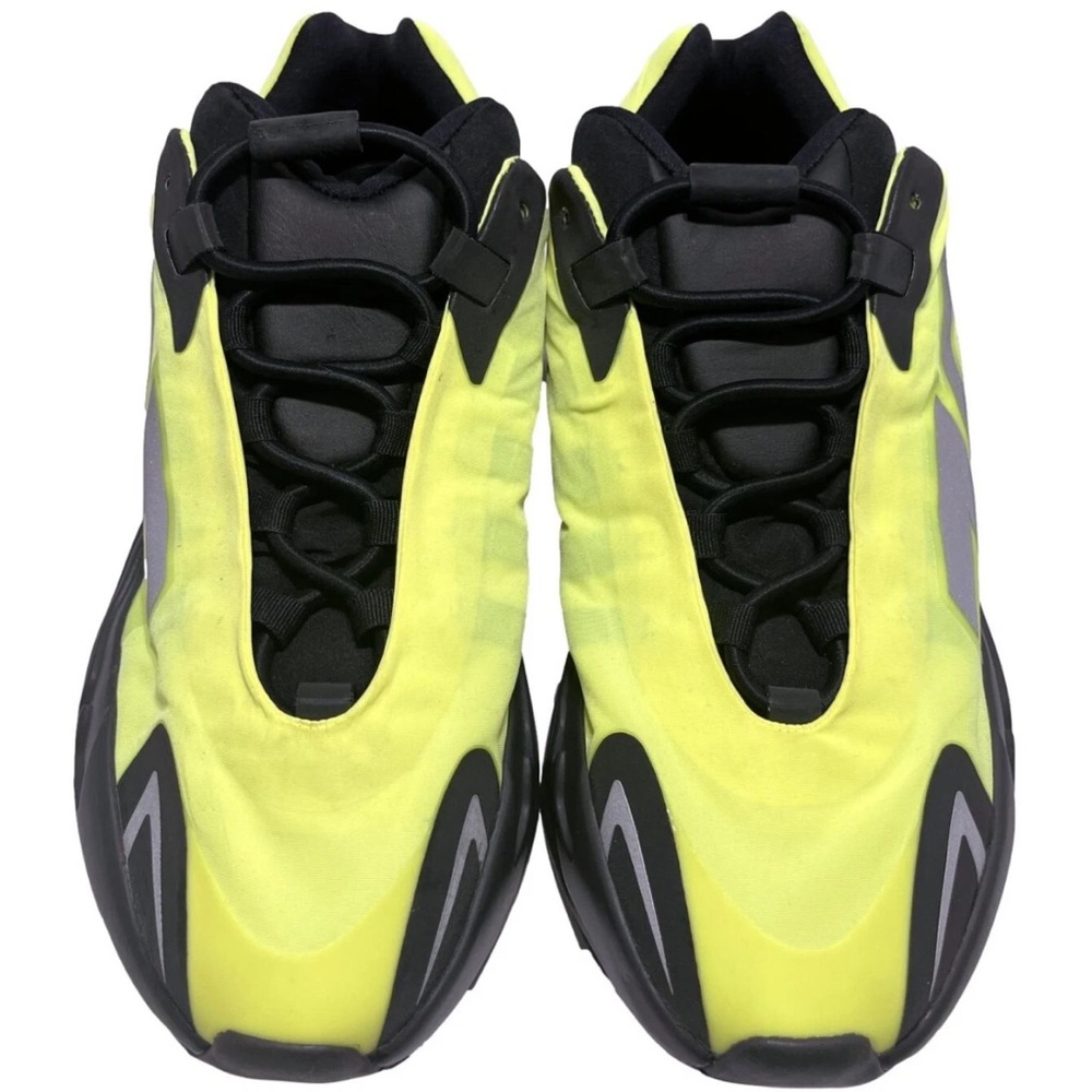 New Men’s Adidas Yeezy 700 MNVN neon green Sneakers